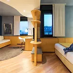 Otel Western Executive And 4*