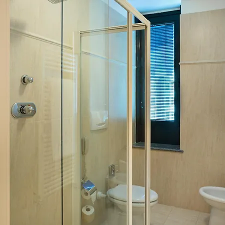 Hotel Western Executive And 4*