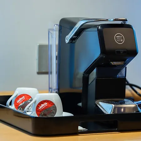 فندق Western Executive And 4*