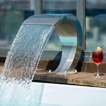 Western Executive And Hotel