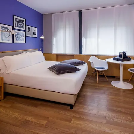 Western Executive And 4* Turin