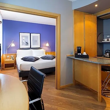 Hotel Western Executive And 4*