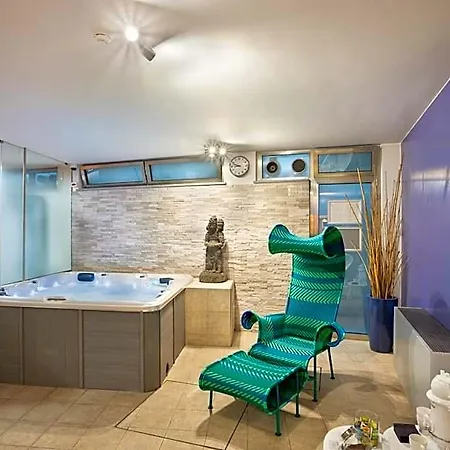 Western Executive And Hotel 4*