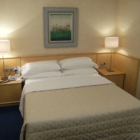 Western Executive And Hotel