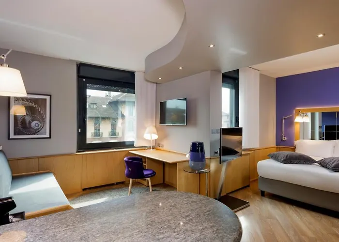 Western Executive And Otel