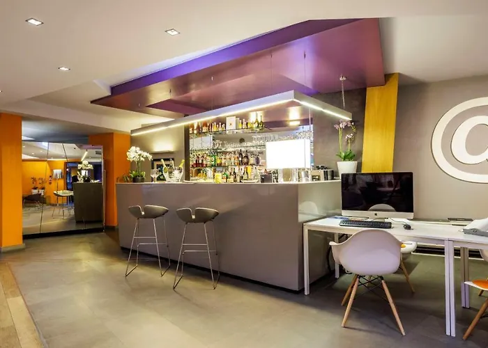 Western Executive And 4*