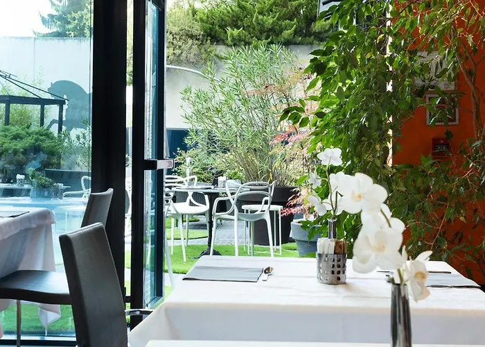 Western Executive And Torino