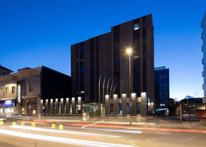 Western Executive And Otel