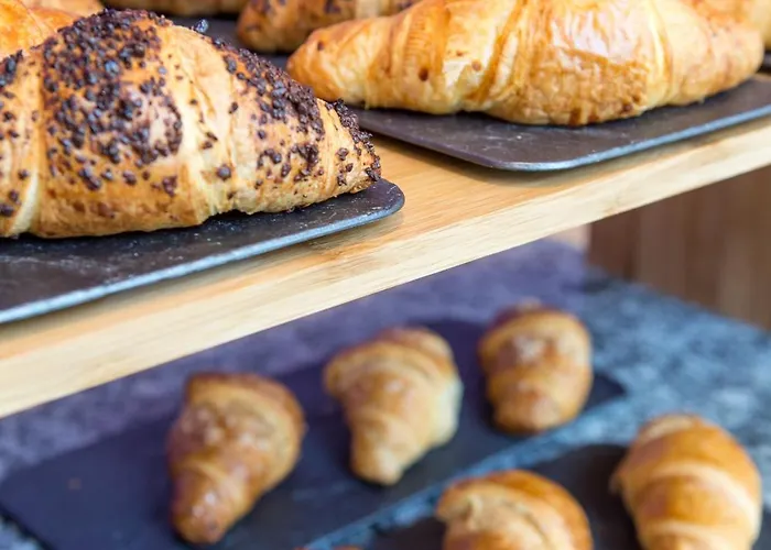 Hotel Western Executive And