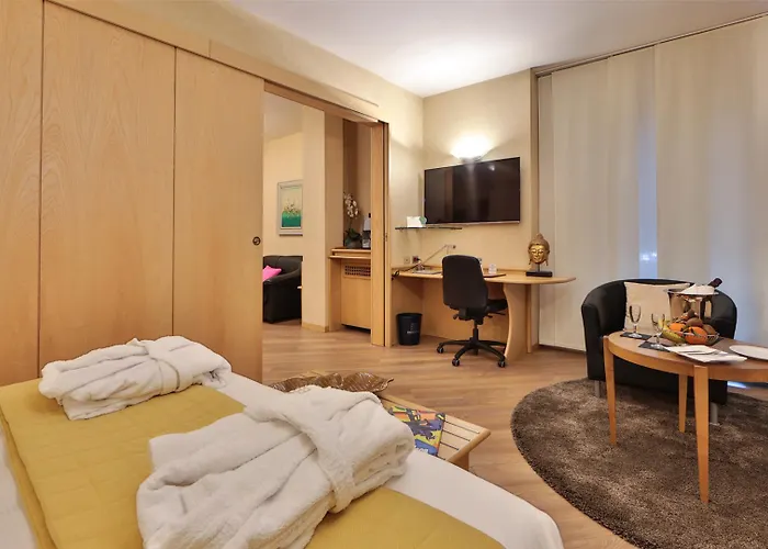 Western Executive And