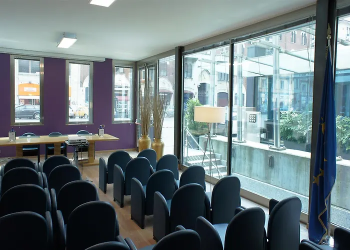 Western Executive And