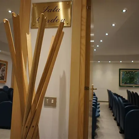 Hotel Western Executive Hotel&suites 4*