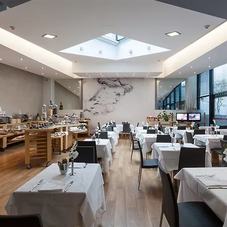 贝斯特韦斯特行政套房酒店 4*
