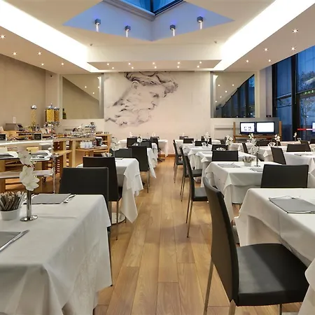 贝斯特韦斯特行政套房酒店
